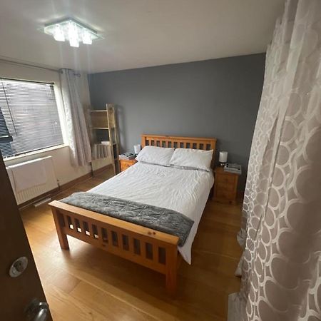 Theldon Apartamento Luton  Exterior foto