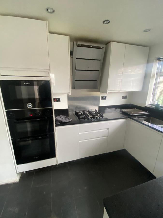Theldon Apartamento Luton  Exterior foto