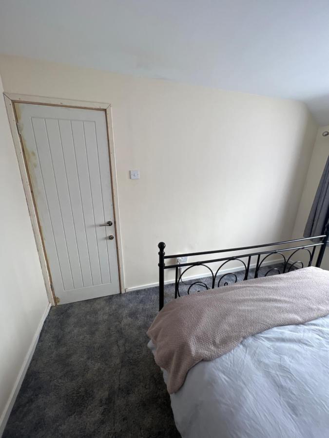 Theldon Apartamento Luton  Exterior foto